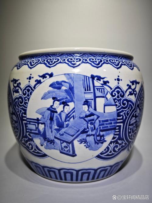 青花如鉴，官窑有声——一件高26cm、肚直径30cm官窑青花瓷赏介